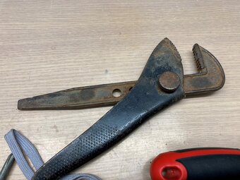 Predám náradie ktoré je na foto - 8