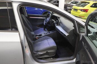 Volkswagen Golf 8 Variant 2.0 TDI 110kW DSG automat - 8