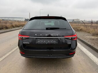 Škoda Superb Combi 2.0 TDI STYLE 4x4 - 8