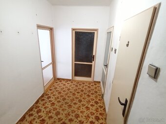 Na predaj: 3-izbový tehlový byt – Komárno - 8