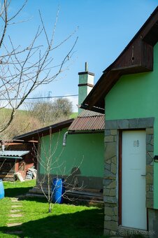 PREDAJ: rodinný dom na samote, Istebné - 8