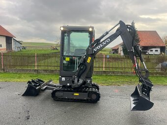 Minibagr VOLVO EC15e pouze 710mth / hyd.svahovka + podkopy - 8