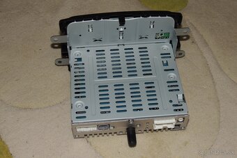 Dacia Sandero 2 autorádio - 8