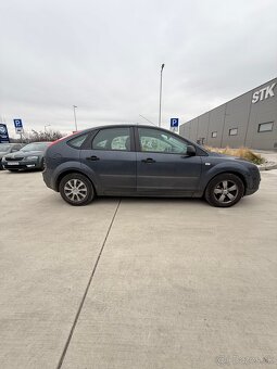Ford FOCUS 2006 - 8