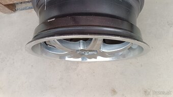 Predám elektróny Barracuda 17" - 8