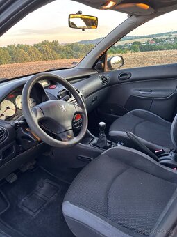 Peugeot 206, 1.4 benzin - 8