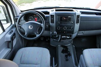 Volkswagen Crafter 2.5 TDI 9 MIEST - 8