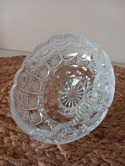Stará miska na nôžke - brúsený krištáľ Bohemia 11x9x7 cm - 8