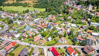 Celor. obyvatelna chata v centre obce MOJTIN - 8