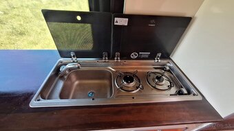 MERCEDES SPRINTER 906 4x4+redukce 2,2CDi 4místa - 8