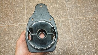 Silentbloky, lužka zadní nápravy na Škoda 110R,105,120,130. - 8