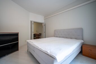 PRENÁJOM 4 izbový byt 120 m2 - Mikulášska, Staré Mesto, BA - 8