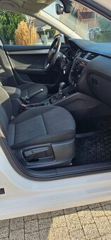 OCTAVIA 2.0TDI DSG 4x4 STYLE/LED/ACC/1.majitel/TOP - 8