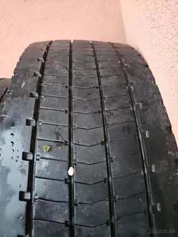315/70 R 22,5 - 8