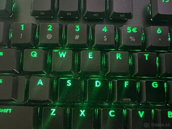 Logitech G915 TKL - 8