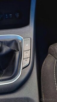 Hyundai i30 2019 1.4 benzín - 8