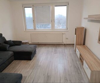 3-izbový byt s loggiou, ul. Šustekova , Bratislava V TOP - 8