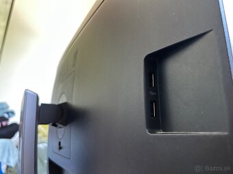 Predám PS4 Pro + Monitor, hry, reproduktor… - 8