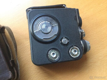 Starožitná filmová kamera EUMIG C3 8mm - 8