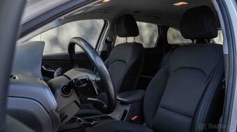 Hyundai i30 CW 1.6 CRDi Classic DTC - 8