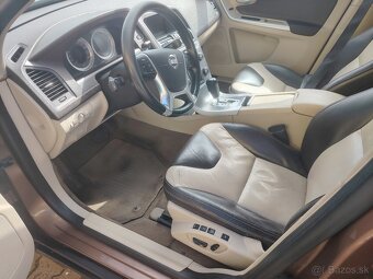 Volvo XC60 - 8