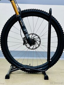 S-Works Turbo levo Carbon 29NB Specialized Levo - 8