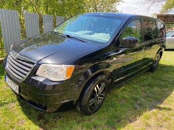 Chrysler Voyager 7 Miestne 2009/ - 8