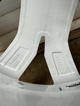 VW touareg 3 letná sada R20 - 8