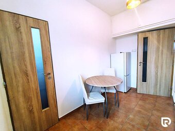 RADO | Dvojizbový byt v meste Holíč - 8