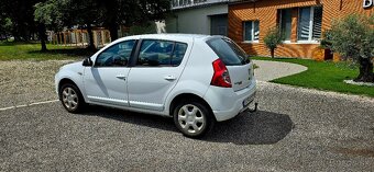 DACIA SANDERO 1.6 Ambiance - 8
