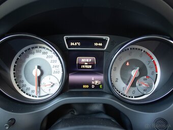 Mercedes-Benz CLA Kupé 200 URBAN A/T - 8