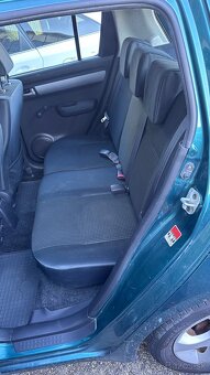Suzuki Swift 1.3 - 8