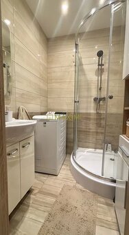 PREDAJ - zrekonštruovaný, moderný 3- izbový byt s loggiou na - 8