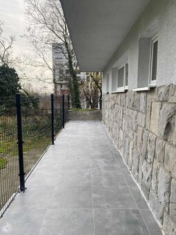 Priestranný 2-izb. byt na prenájom Staré Mesto - 8