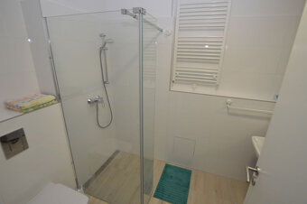 Na prenájom, luxusný 2 izb. byt, ul. Malokrasňanská, 54m2, p - 8