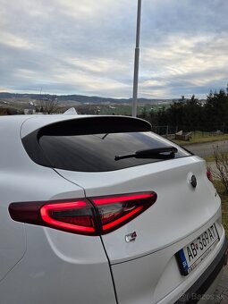 Alfa Romeo Stelvio 2.0 Q4 SR - 8