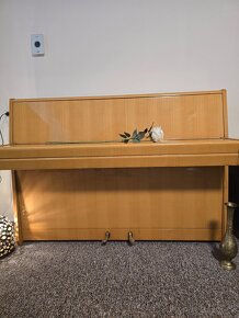 Piano Petrof - 8