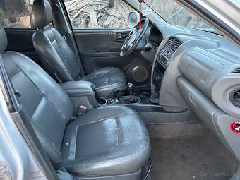 Predám Hyundai Santa Fe dva 2.0l - 8