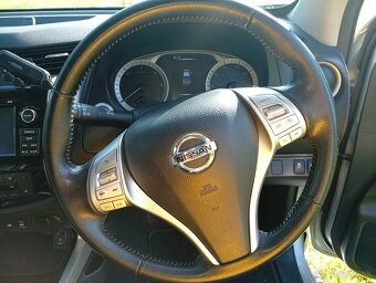 NISSAN Navara Tekna dCi DOUBLE CAB 4x4 Volant vpravo RV 2018 - 8