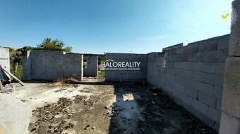 HALO reality - Predaj, pozemok pre rodinný dom 1150 m2 Hor - 8