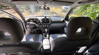 Predám Toyota RAV4 - 8