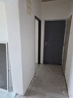 Predám 3 izbový byt v Topoľčanoch - 8