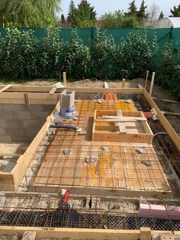 Výkopy, prípojky, spevnené plochy, záhrady na kľúč - 8