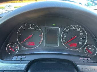 Audi A4 B6 1.9TDI 96kw QUATTRO (4x4) - 8