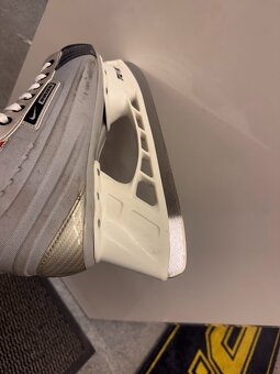 BRUSLE BAUER VAPOR SPEED vel. 44,5/9 - 8