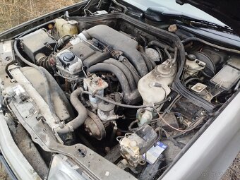 Mercedes w 124 250D - 8