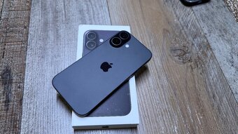 Vymenim iPhone 16 256gb - Alza - 100% bateria - 16 cyklov - 8