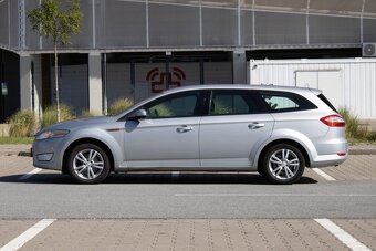 Ford Mondeo Combi 1.6 92 kW z roku 2008 - 8