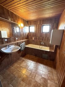 5 izbový poschodový rodinný dom v meste Galanta, 240.000 € - 8