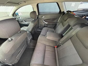 Ford Mondeo - 8